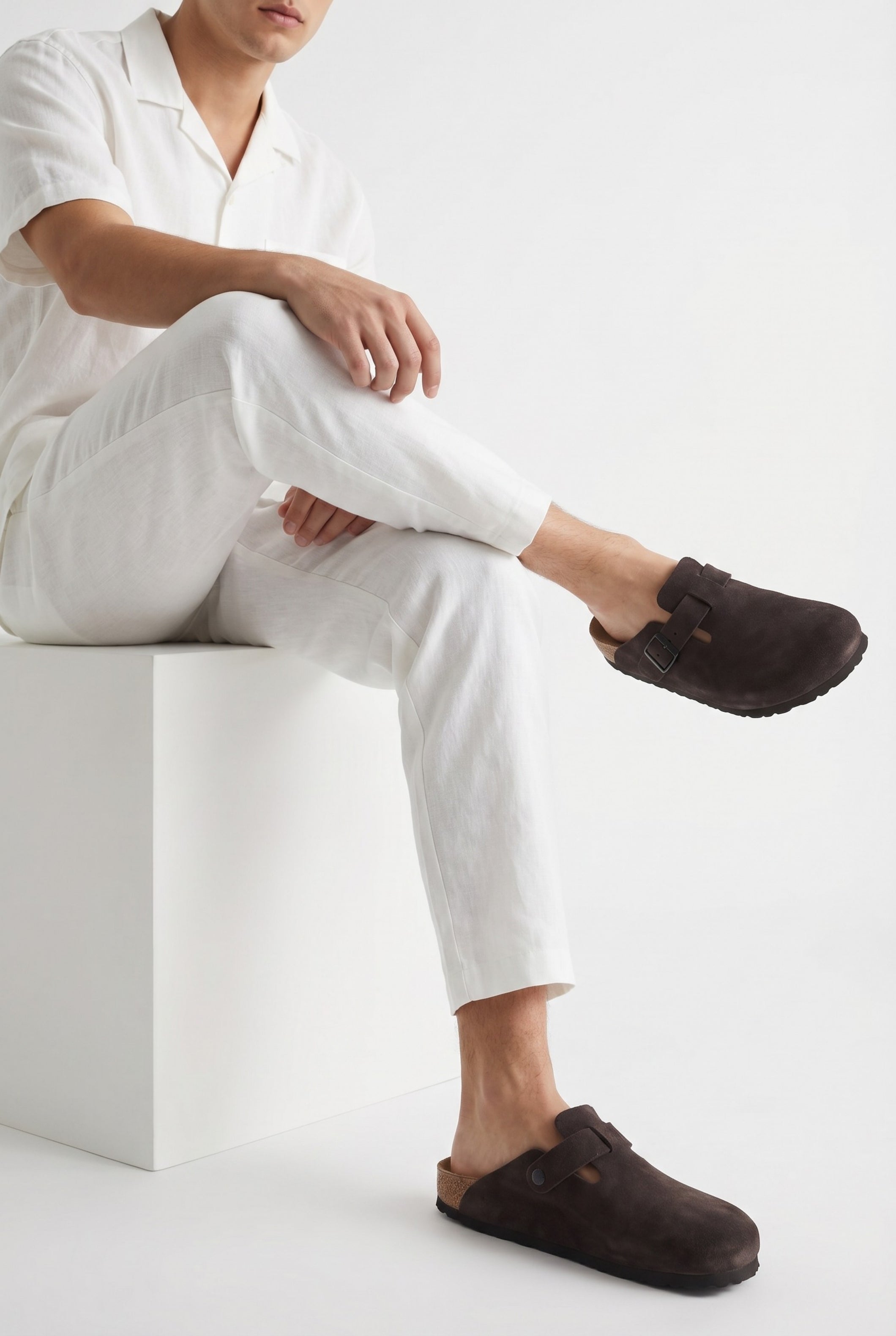 Oslo Suede Clog Chocolate