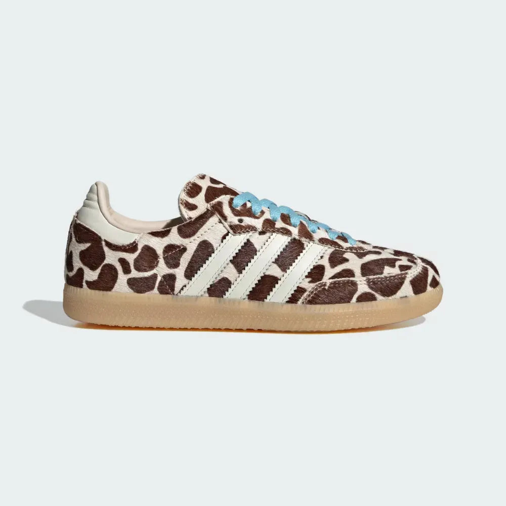 AD Samba Giraffe