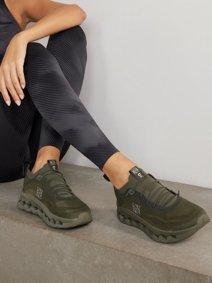 Lw x On Cloudtilt (Women's)